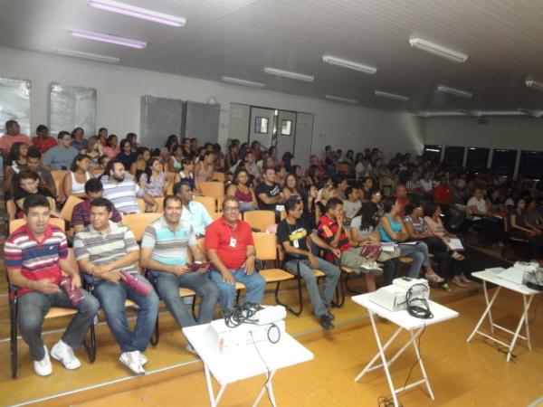 Treinamento para mes&aacute;rios de Floriano continuou neste domingo.(Imagem:FlorianoNews)