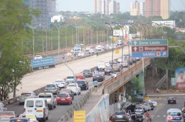 Iniciada há dois anos, obra de ponte gastou R$ 20 milhões e segue parada