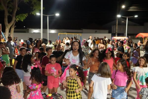 Aul&atilde;o da Sa&uacute;de Kids especial Dia das Crian&ccedil;as anima a Pra&ccedil;a da Bandeira(Imagem:Secom)