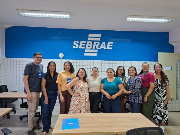 Centro Educacional Cívico Militar de Parnaíba (PI), recebe o projeto Jovens Empreendedores