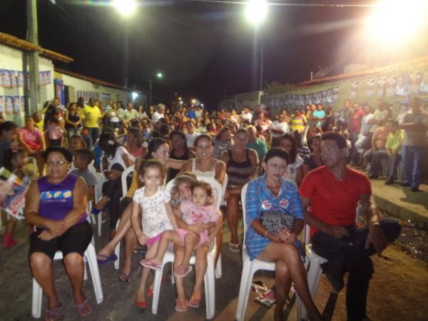 Coliga&ccedil;&atilde;o: Floriano Seguindo em Frente(Imagem:FlorianoNews)