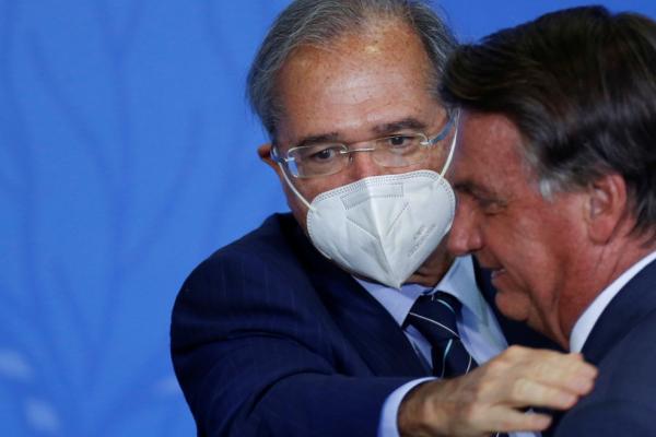 Partidos do centrão e militares do governo que integram a coordenação de campanha à reeleição de Jair Bolsonaro (PL) cobram