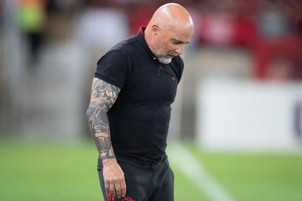 Análise: Atuação do Flamengo liga alerta e aumenta pressão para jogo contra Olimpia
