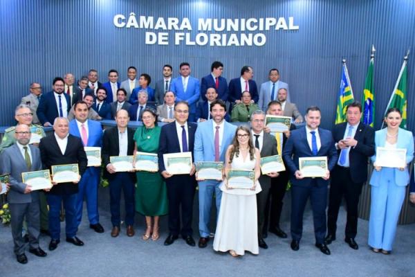  Momentos c&iacute;vico, de a&ccedil;&atilde;o de gra&ccedil;as e de homenagens marcam o dia do anivers&aacute;rio de Floriano(Imagem:Secom)