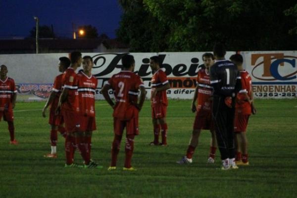 Sem Cai&ccedil;ara em campo, River-PI venceu partida por W.O e advers&aacute;rio foi matematicamente rebaixado.(Imagem:Renan Morais)