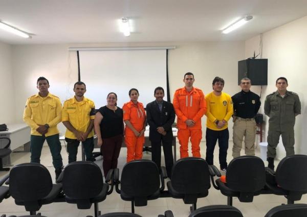 SEMAN apresenta ações do B-R-O bró ao Ministério Público
