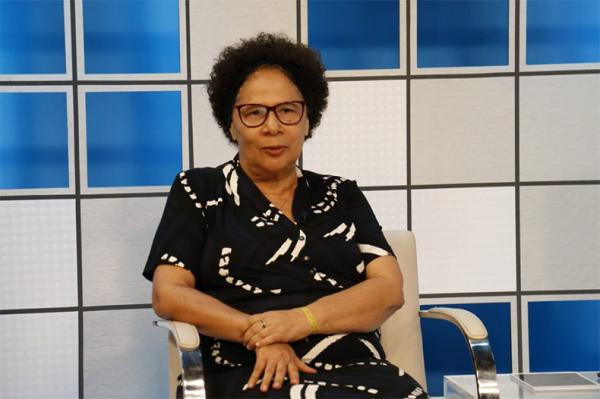 Regina Sousa defende que partidos da base lancem candidatos em Teresina e negociem só no 2º turno