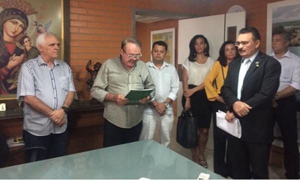 Ant&ocirc;nio Uchoa assume mandato na Assembleia Legislativa. (Imagem:Cidadeverde.com)