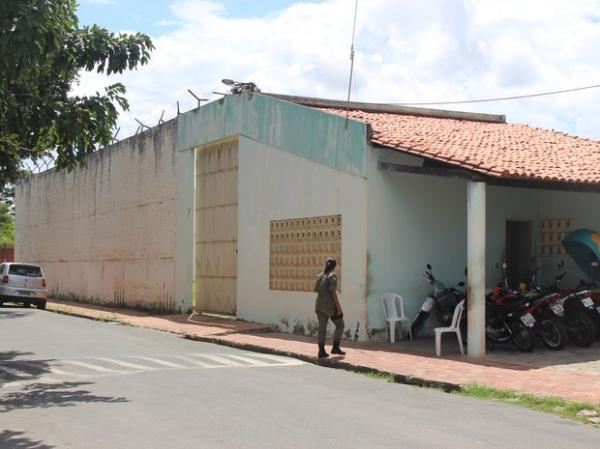 Doze adolescentes fogem de Centro Educacional e polícia recaptura um