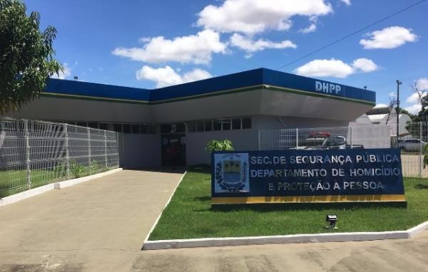 Comerciante é morto a tiros na Vila Irmã Dulce; populares relatam tentativa de assalto