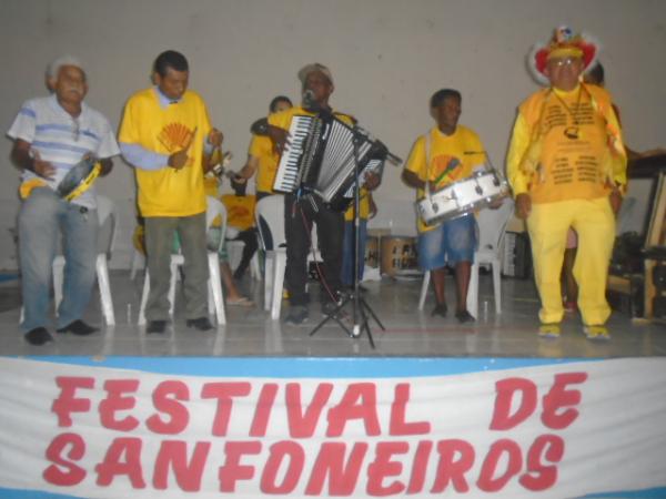 Festival de Sanfoneiros re&uacute;ne grandes instrumentistas em Floriano.(Imagem:FlorianoNews)
