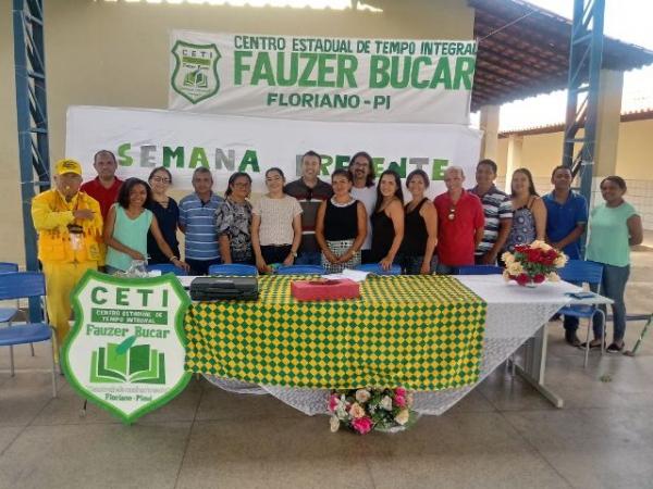 Projeto Semana Presente leva palestra educativa ao CETI Fauzer Bucar