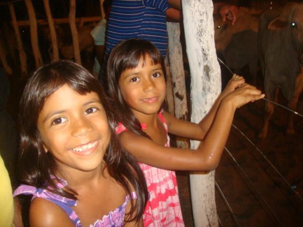 Crian&ccedil;as na Vaquejada do Parque Tatu(Imagem:reda&ccedil;ao)
