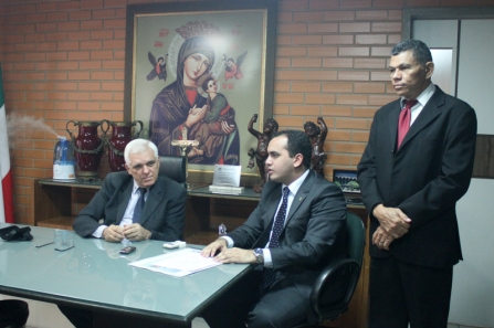 Presidente da Alepi recebe vereadores de José de Freitas para tratar sobre segurança