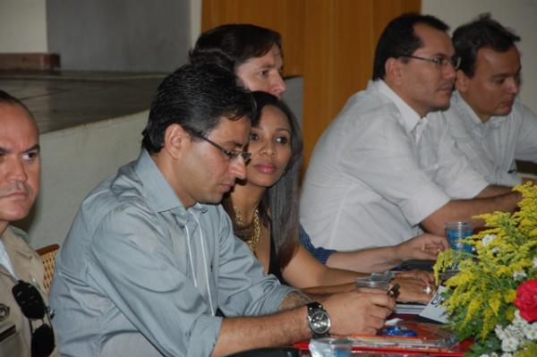 Floriano promove I Confer&ecirc;ncia Municipal Sobre Drogas.(Imagem:FlorianoNews)