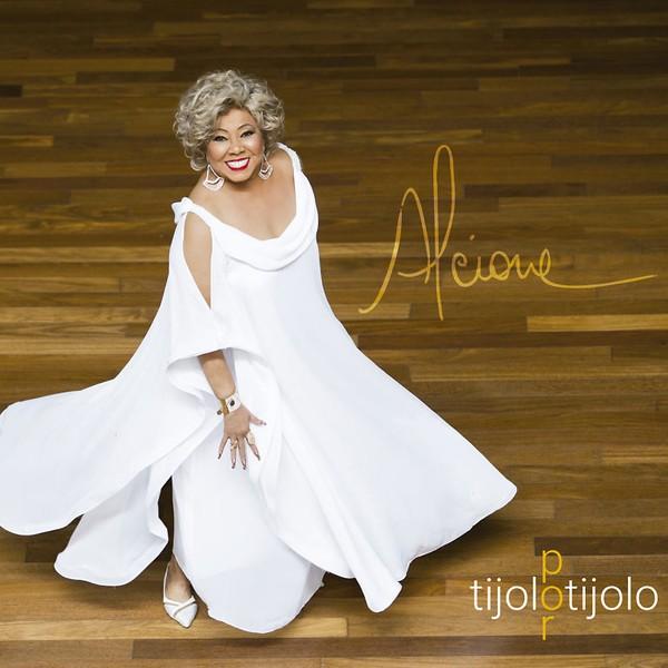 Alcione reforça com álbum "Tijolo por tijolo" a construção de obra alicerçada pelo gosto popular