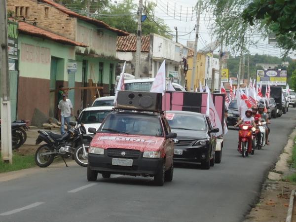 Óticas Diniz abre semana de aniversário com carreata pelas ruas de Floriano e Barão de Grajaú