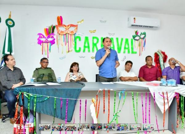 Carnaval: Prefeitura lança a programação da Folia de Momo em Floriano