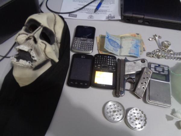 Operação conjunta resulta em prisões e apreensões de drogas e armas em Barão de Grajaú