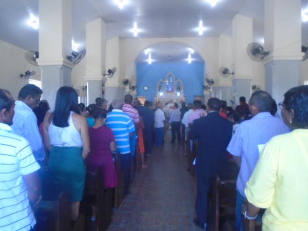 Festa do Vaqueiro &eacute; comemorada com missa e cavalgada em Nazar&eacute; do Piau&iacute;.(Imagem:FlorianoNews)