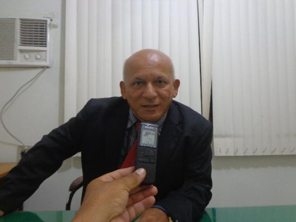 Jos&eacute; Osvaldo de Sousa, Juiz do Juizado Especial C&iacute;vel e Criminal de Floriano.(Imagem:FlorianoNews)