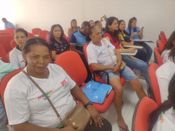 Vice-prefeito de Barão de Grajaú destaca capacitação e apoio financeiro a beneficiários dos programas Mais Renda e Minha Renda(Imagem:FlorianoNews)