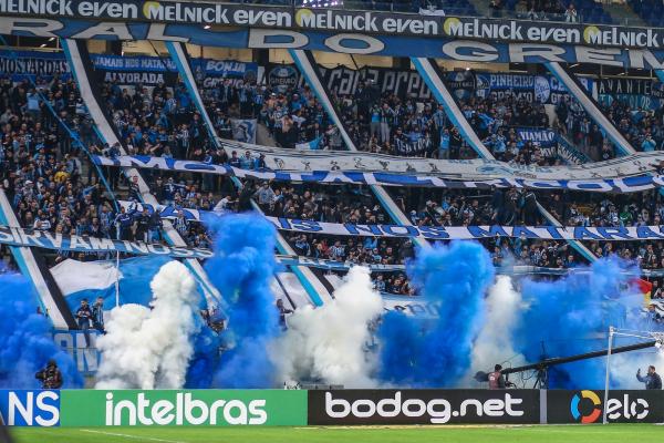 Torcida do Grêmio esgota ingressos para semifinal da Libertadores; restam camarotes