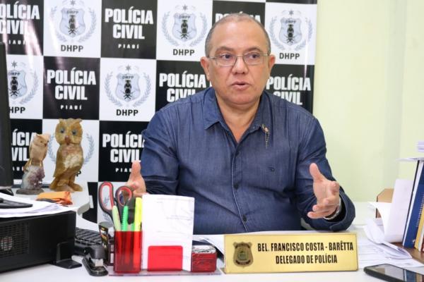 Delegado Bar&ecirc;tta revelou detalhes do crime.(Imagem: Lucas Marreiros/G1 PI)