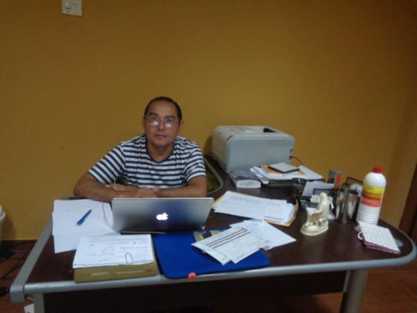 C&eacute;sar Crispim, Diretor do Grupo Escalet de Teatro.(Imagem:FlorianoNews)