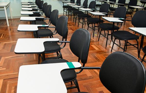 Candidatos com Covid poderão remarcar data do Enem 2020, diz Inep