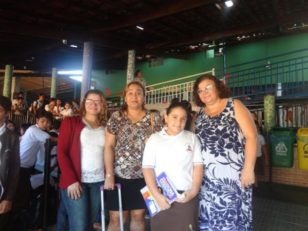 Escola Pequeno Príncipe homenageia as mães pelo seu dia.(Imagem:EPP)