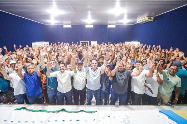 Ciro Nogueira inaugura novo cartão postal de Elesbão Veloso e anuncia mais investimentos.(Imagem:Ascom)