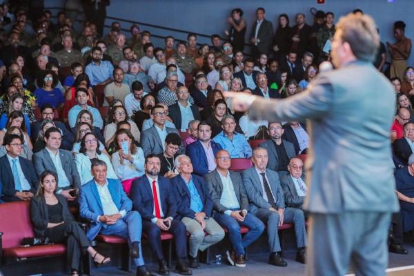 A palestra ?Diretrizes para o Desenvolvimento de Longo Prazo do Estado do Piau&iacute;