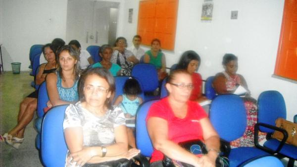 Semin&aacute;rio orienta profissionais sobre cuidados com a voz.(Imagem:FlorianoNews)