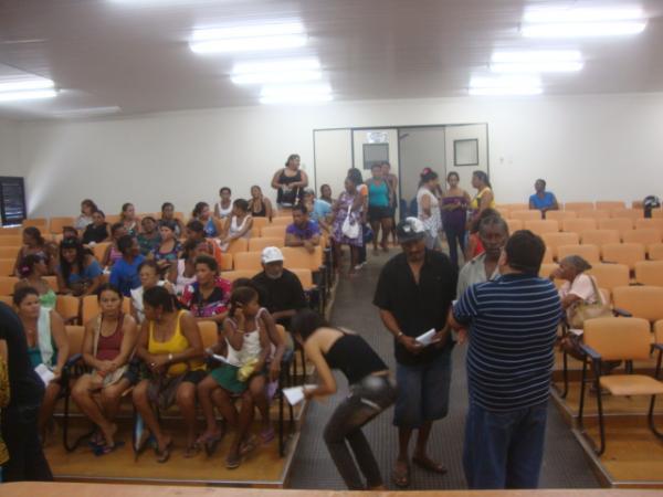 cadastros das familias para o Conjunto Cajueiro II(Imagem:reda&ccedil;&atilde;o)