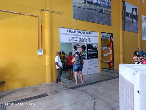 Floriano realiza a&ccedil;&atilde;o no Mercado P&uacute;blico no Dia D de Luta contra as Hepatites(Imagem:FlorianoNews)