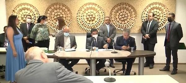 Proposta que acaba com reeleição na presidência da Assembleia Legislativa do Piauí é aprovada em com