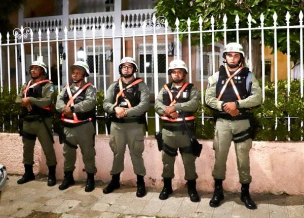 Carnaval de Floriano tem reforço da Polícia Militar do Piauí para garantir segurança dos foliões