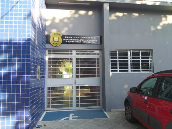 Psiquiatra suspeito de abusar de pacientes durante consultas é indiciado por violação sexual