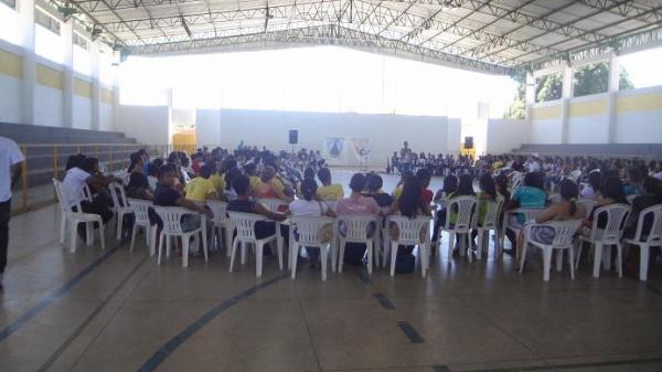 PJ realizou 1&ordm; Encontro de Integra&ccedil;&atilde;o e Caminhada pela Paz em Floriano.(Imagem:FlorianoNews)