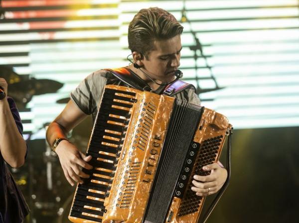 Luan e Forró Estilizado abrem 1º dia do Encontro Nacional de Folguedos