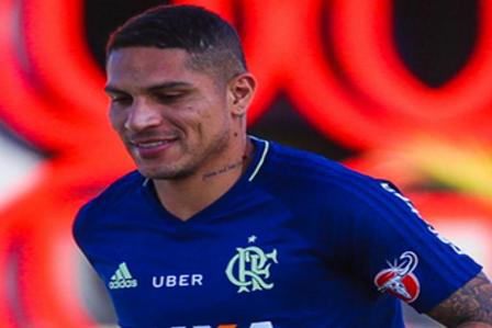 Flamengo: Guerrero retorna aos treinamentos e pode enfrentar o Botafogo