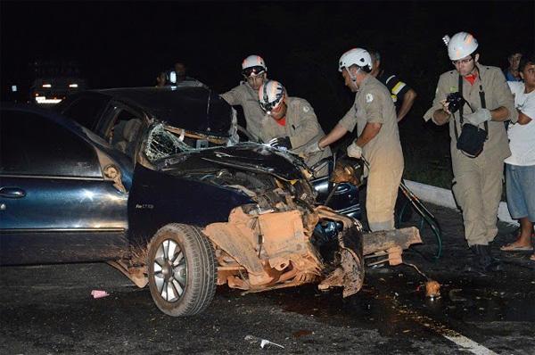 Acidente envolvendo carro, caminh&atilde;o e animal, tira a vida de jovem em Buriti dos Lopes.(Imagem:Portal Boca do Povo)