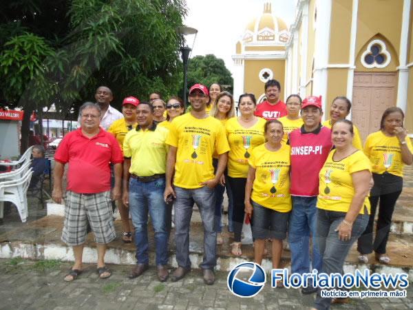CUT-PI realizou movimento alusivo ao 1º de Maio em Floriano.(Imagem:FlorianoNews)