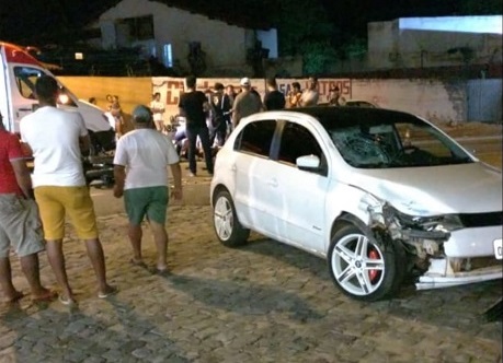 Acidente automobilístico próximo à AABB de Floriano deixa um ferido