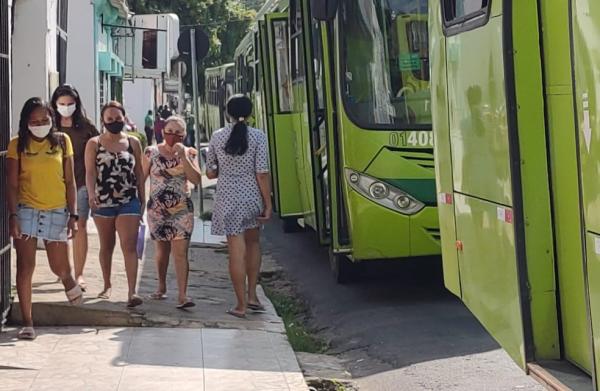 Motoristas e cobradores de ônibus encerram greve em Teresina após duas semanas