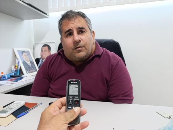 Vereador Davi Oka destaca reformas no Cais e importância do Carnaval para a economia de Floriano