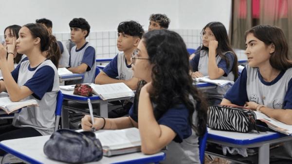 Restrição ao uso de celulares nas escolas colabora com foco e aprendizado dos estudantes(Imagem:Divulgação)