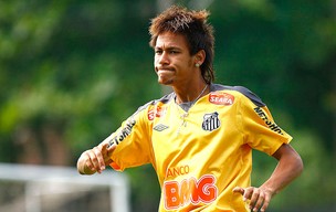 Neymar volta e busca 100º gol de 'presente antecipado' contra o Oeste