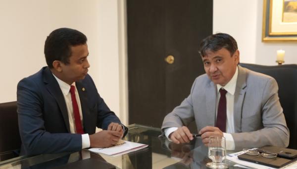 Francisco Costa tem primeira reunião como líder do governo na Alepi